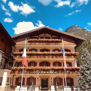 Garni Ajarnola Hotel